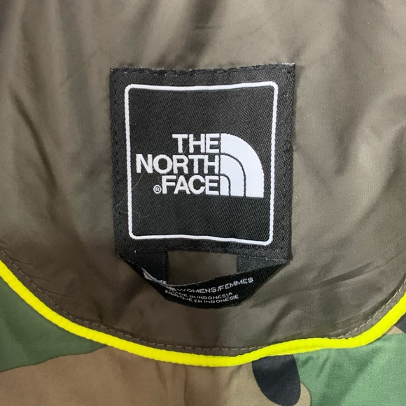 The Northface Camo Ruka Parka jacket coat - Picture 5 of 8